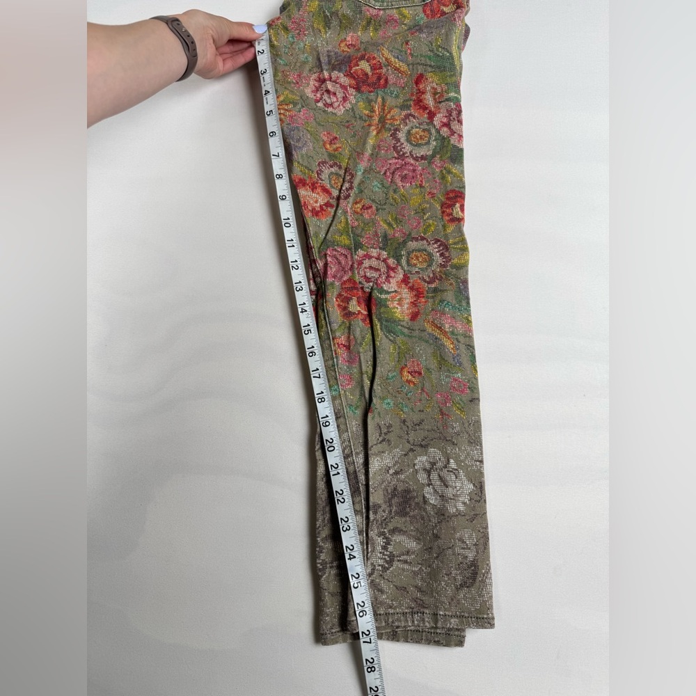 Pilcro Stet Floral Jeans Women’s 27 Green Needlepoint Stitch Art To Wear - Picture 7 of 7